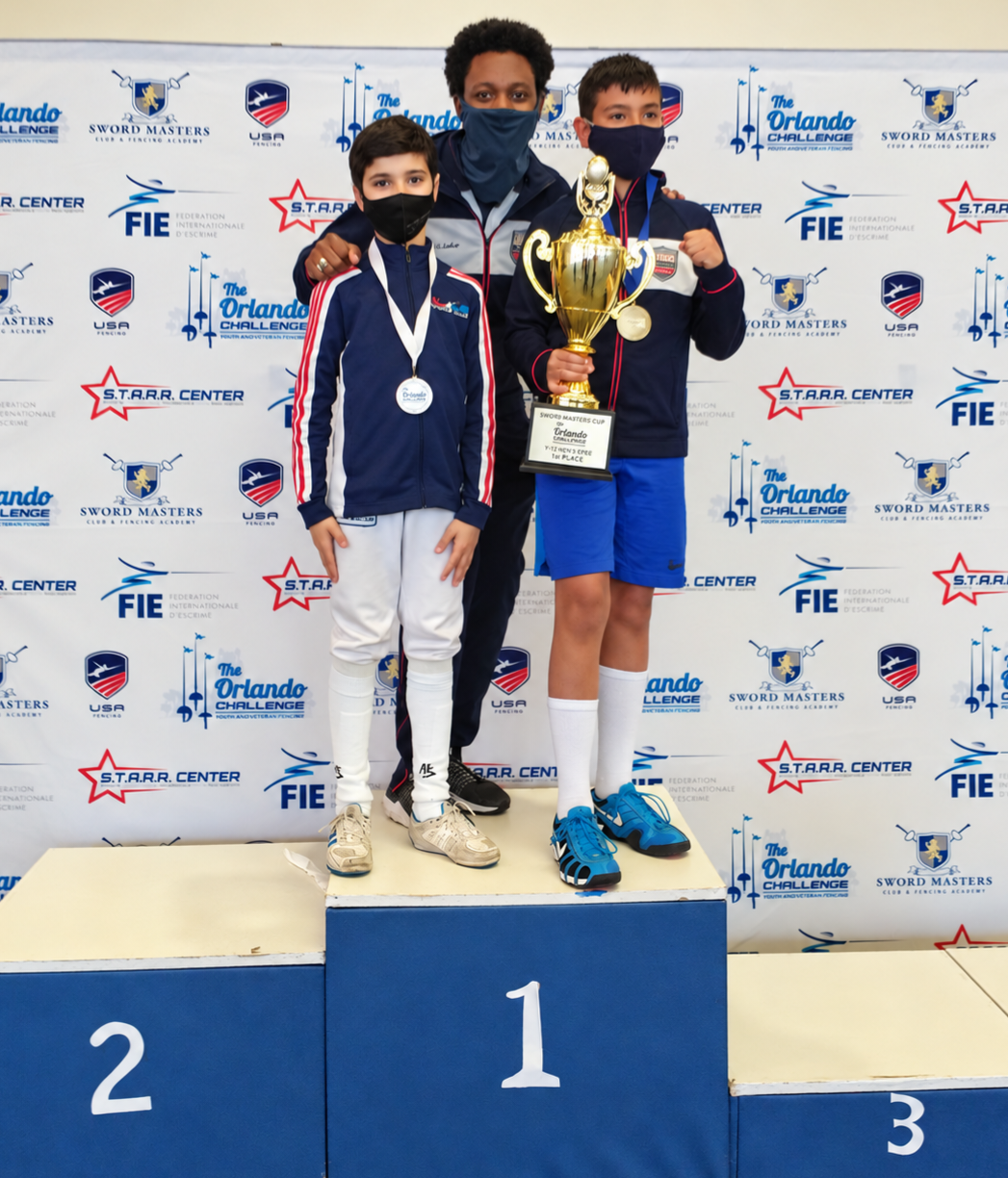 Terrence Lasker with young fencers at the Orlando Challenge
